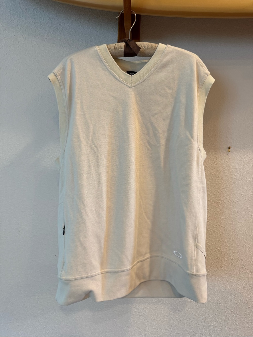 Men’s Oakley Golf Vest in Mist